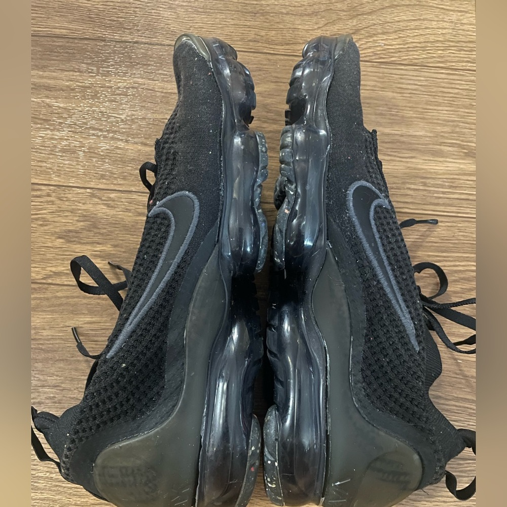 Nike Air VaporMax Flyknit 2021 Triple Black Anthracite Mens Shoes Size 11.5
